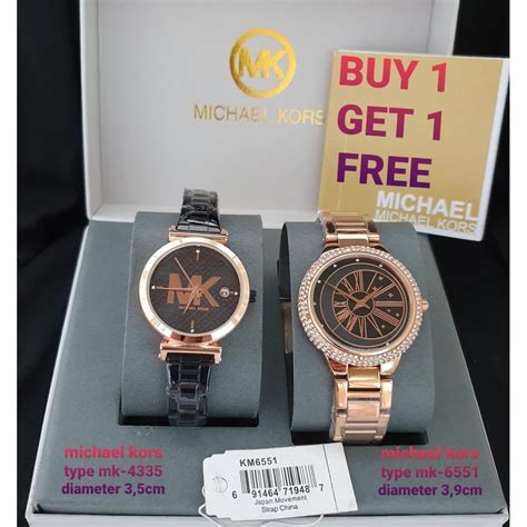 tas michael kors harga|harga jam Michael Kors.